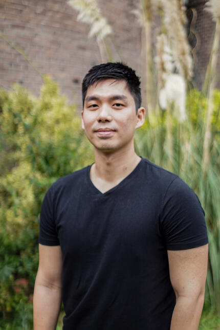 Frans Loekito - Bass